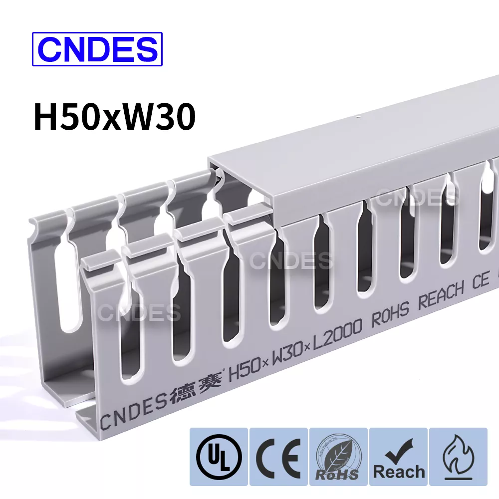 50×30 slitsad PVC-kabelorganisationskanal